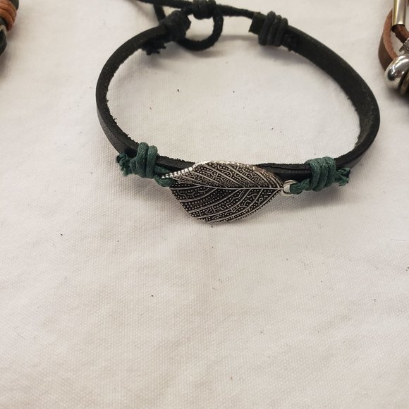 SOLD Trio of leather toggle charm style hippy Boho bracelets - Picture 4 of 5